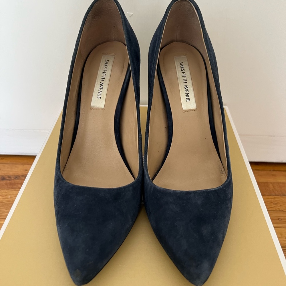 Saks fifth avenue pumps